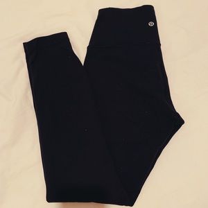 Lululemon Wunder Under Size 6 black